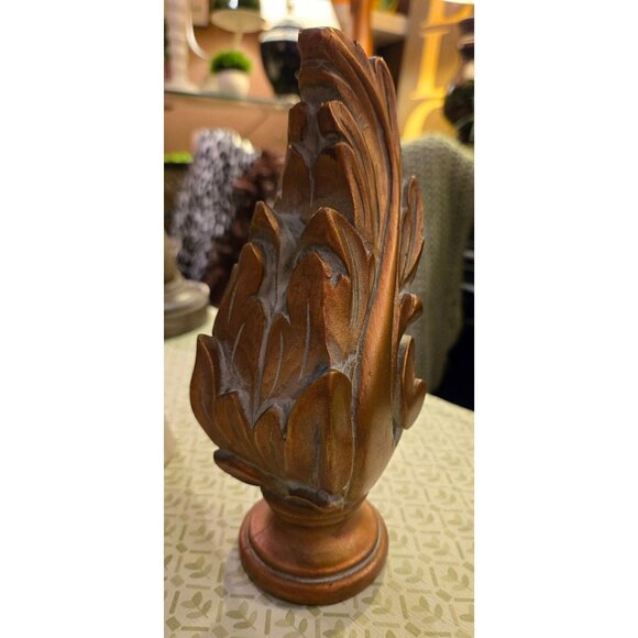 Carved weathered finish finial - Picture 1 of 3
